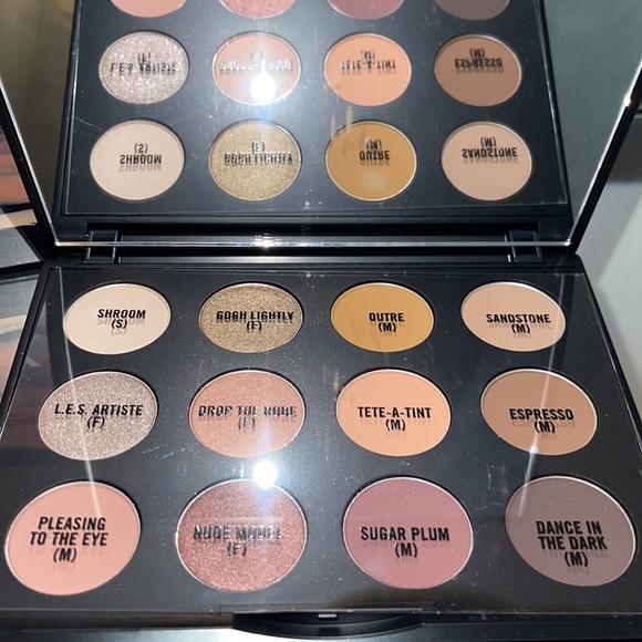 MAC Cosmetics Other - MAC 💋 Cosmetics Nude Model Large Eyeshadow Palette New